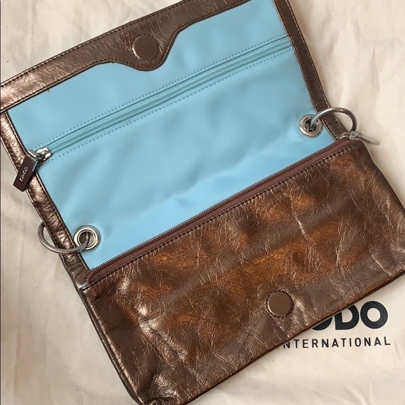 𝅺hobo International Quilted Handbag - Picture 6 of 6